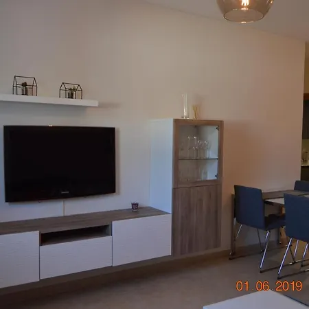 Apartment Piscina Viena *