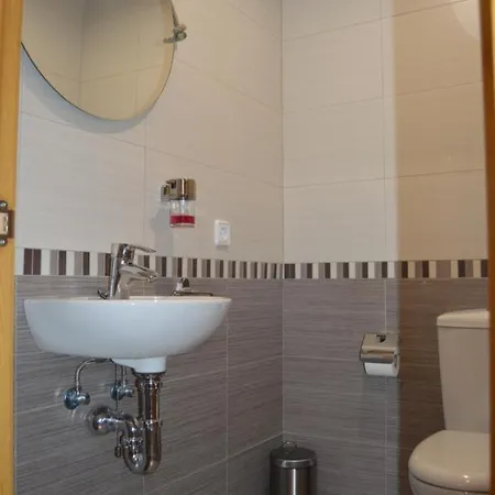 Apartment Piscina Viena *